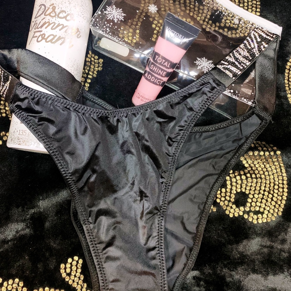 Victoria’s Secret Bundle